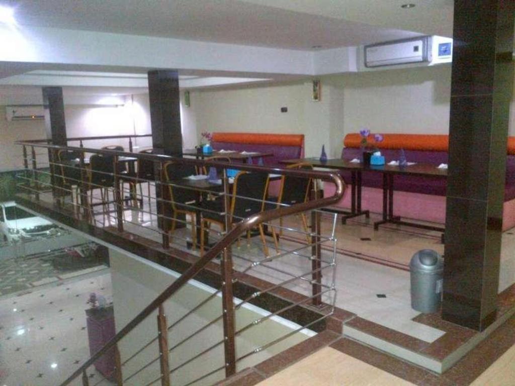 Erin Int Hotel 马卡萨 外观 照片